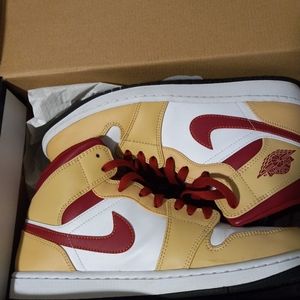 Men's Jordan Air 1 Mid Shoes in Beige